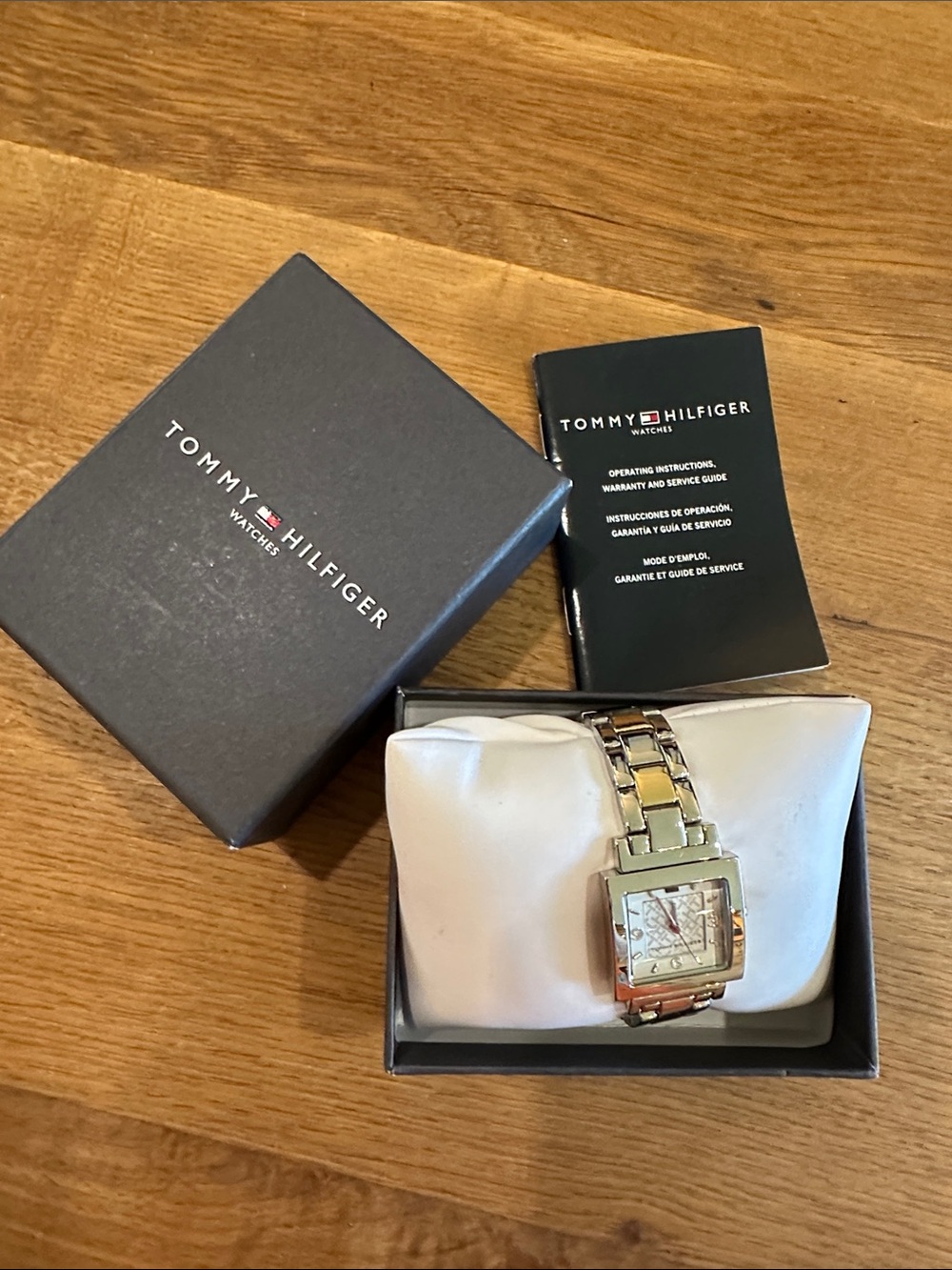 Tommy Hilfiger Silver and White Square-Link Bracelet Watch